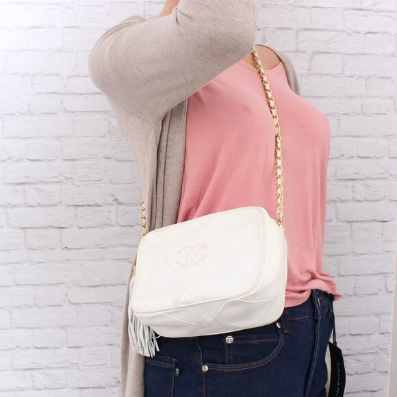 Chanel CC Camera Bag White Lambskin Leather Shoulder Crossbody Handbag A4050 - Picture 3 of 11